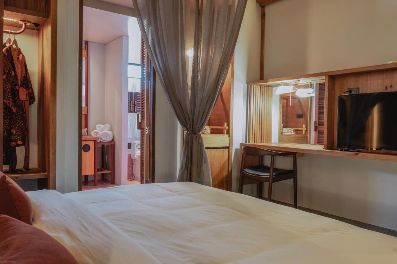 Gahn Hotel